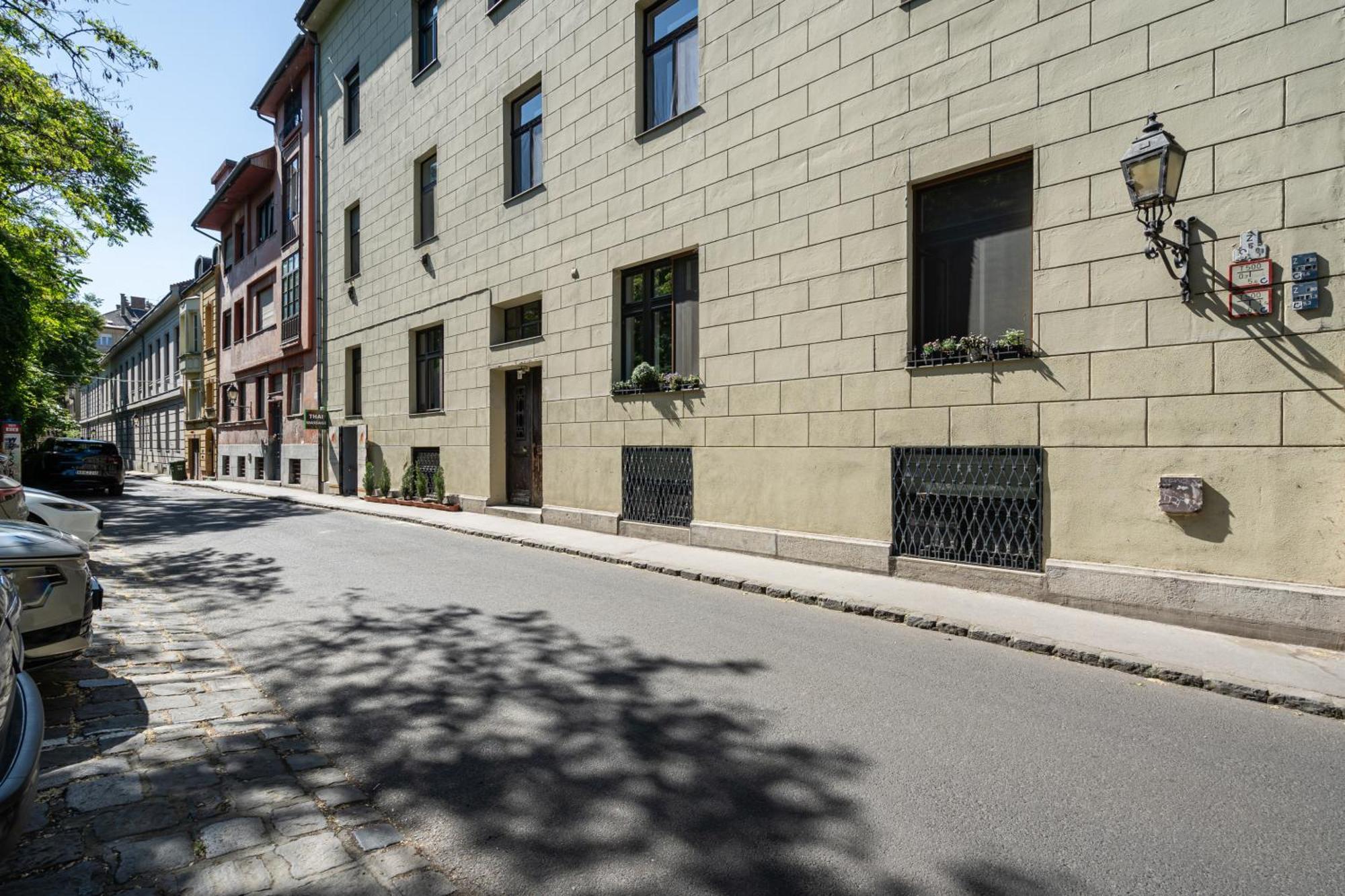 Castle Chainbridge Apartment Budapest Eksteriør bilde